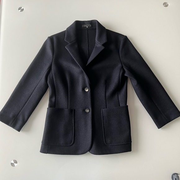 The Row Jackets & Blazers - The Row Navy Blue Virgin Wool Blend Blazer w/ 3/4 Sleeves, Size 6